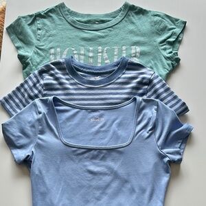 Hollister Bundle of Crop Tees
